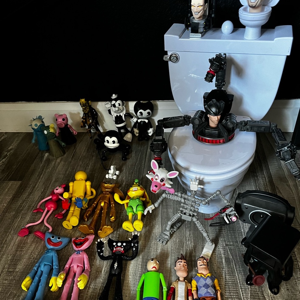 Random bundle of toys.